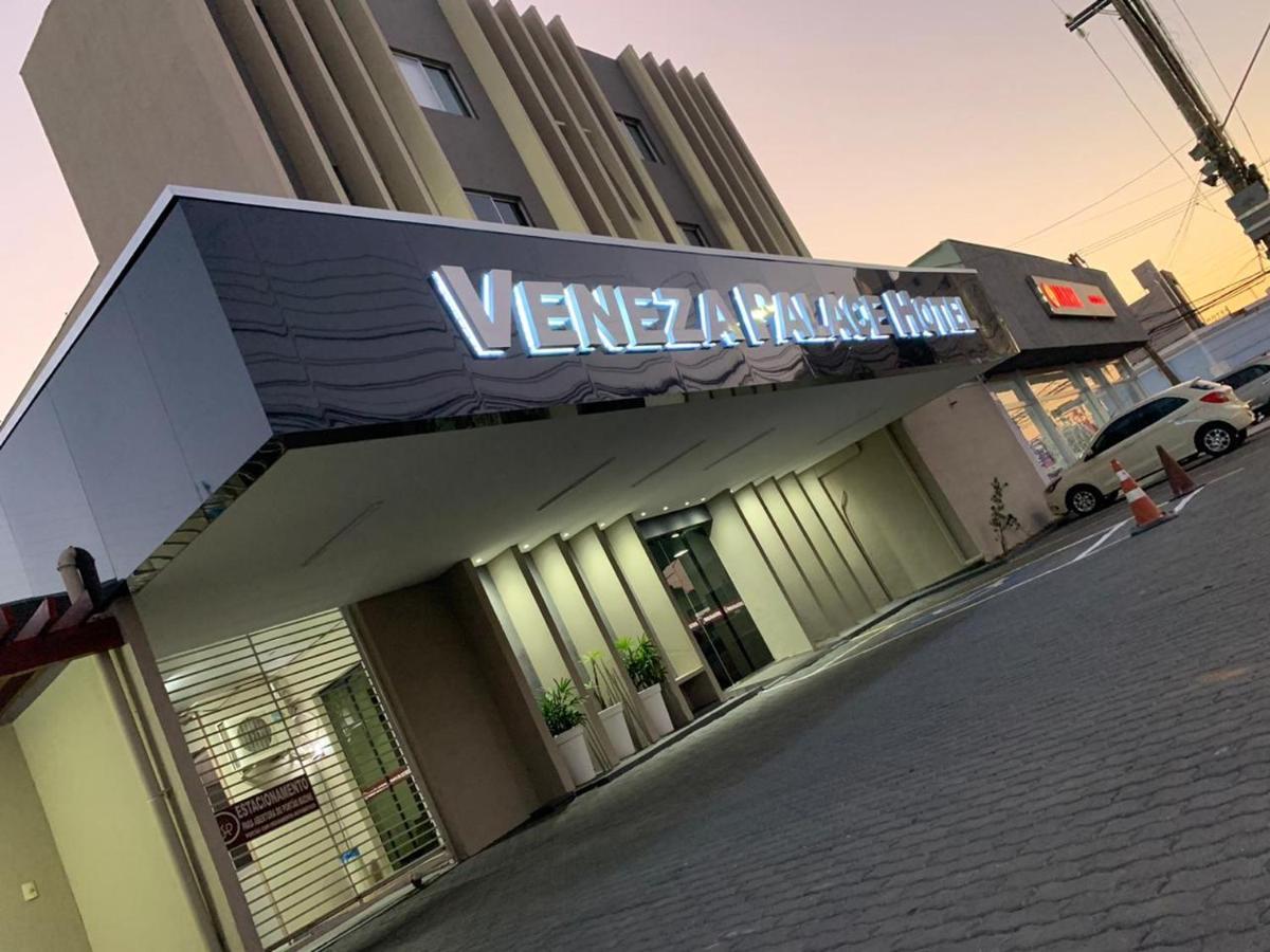 קויאבה Hotel Veneza מראה חיצוני תמונה