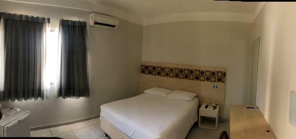 קויאבה Hotel Veneza מראה חיצוני תמונה